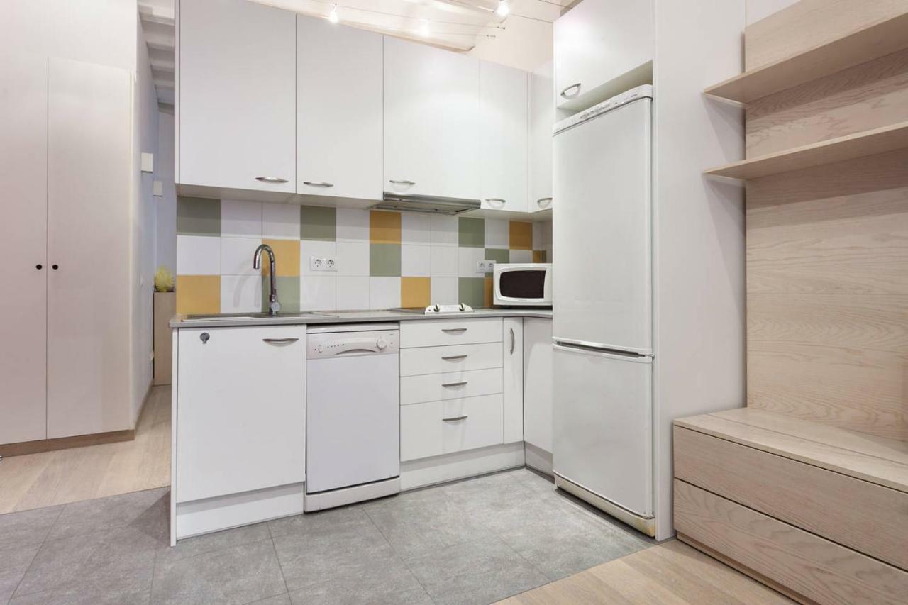 Nice Apartment In Sants Barcelona Exteriör bild