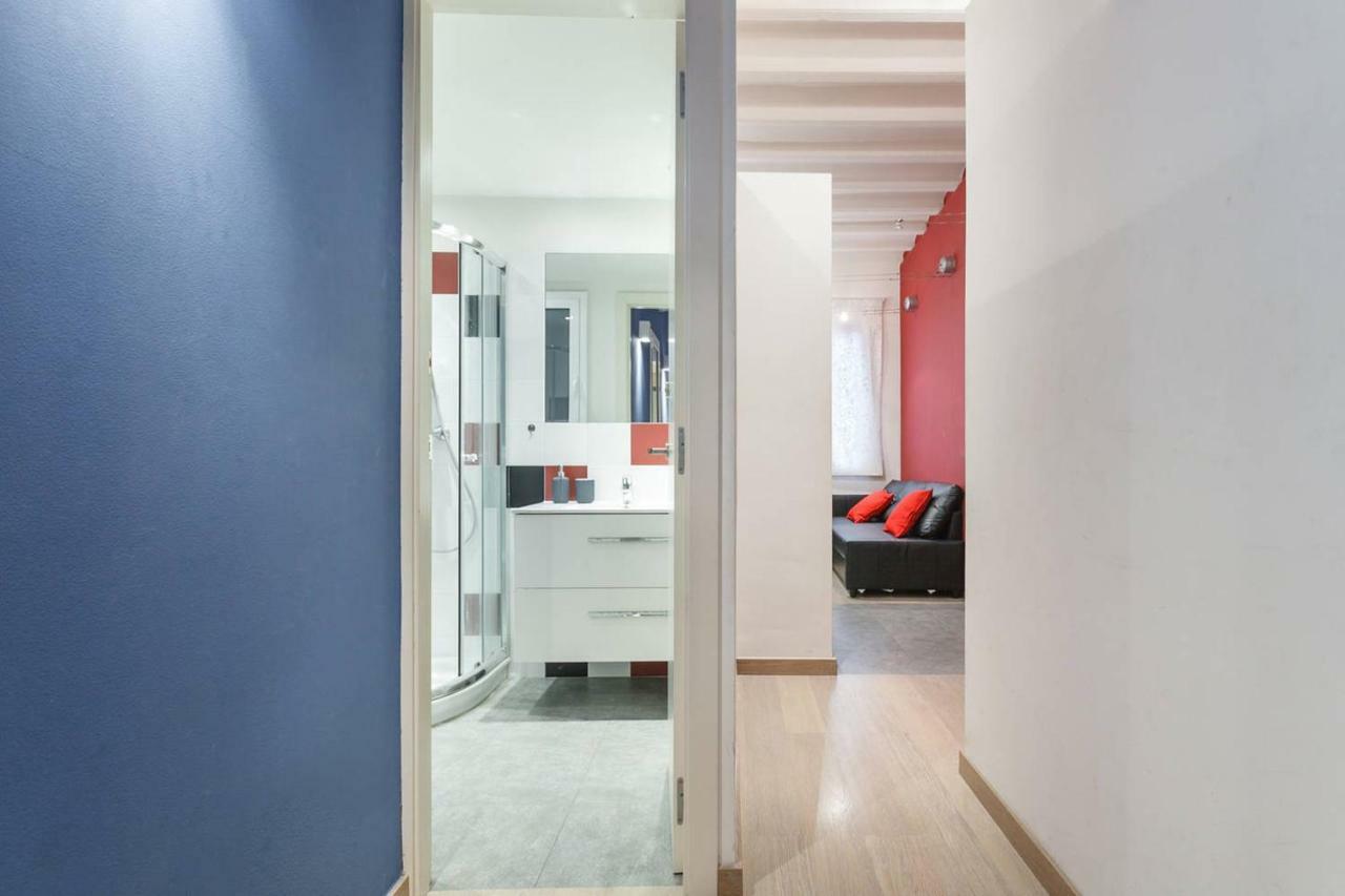 Nice Apartment In Sants Barcelona Exteriör bild